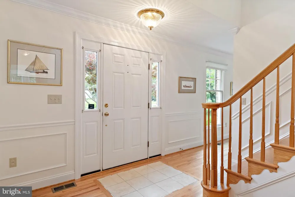 718 WHITEHALL BEACH ROAD Annapolis, MD 21409