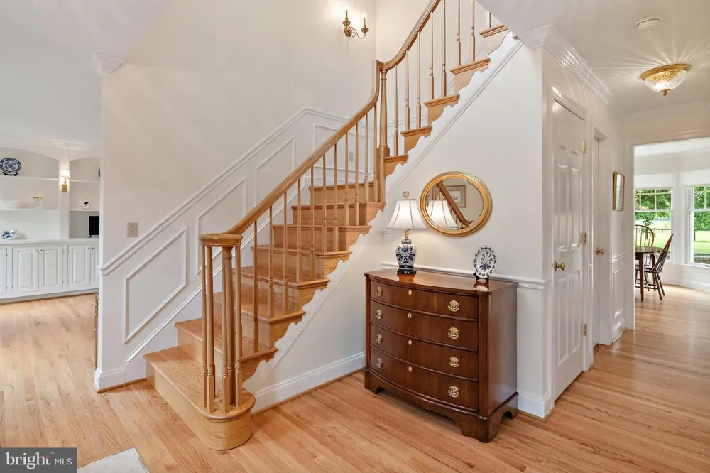 718 WHITEHALL BEACH ROAD Annapolis, MD 21409