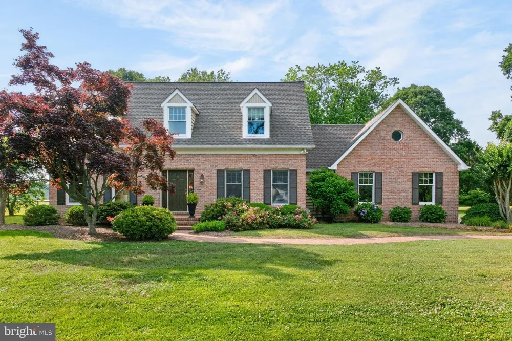 718 WHITEHALL BEACH ROAD Annapolis, MD 21409