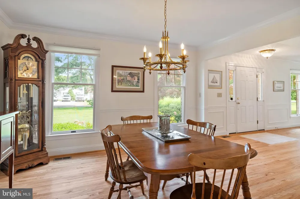 718 WHITEHALL BEACH ROAD Annapolis, MD 21409