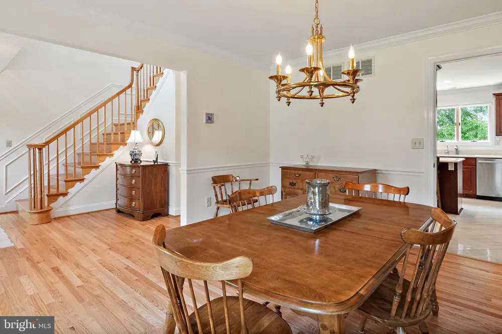 718 WHITEHALL BEACH ROAD Annapolis, MD 21409