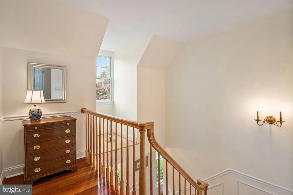 718 WHITEHALL BEACH ROAD Annapolis, MD 21409