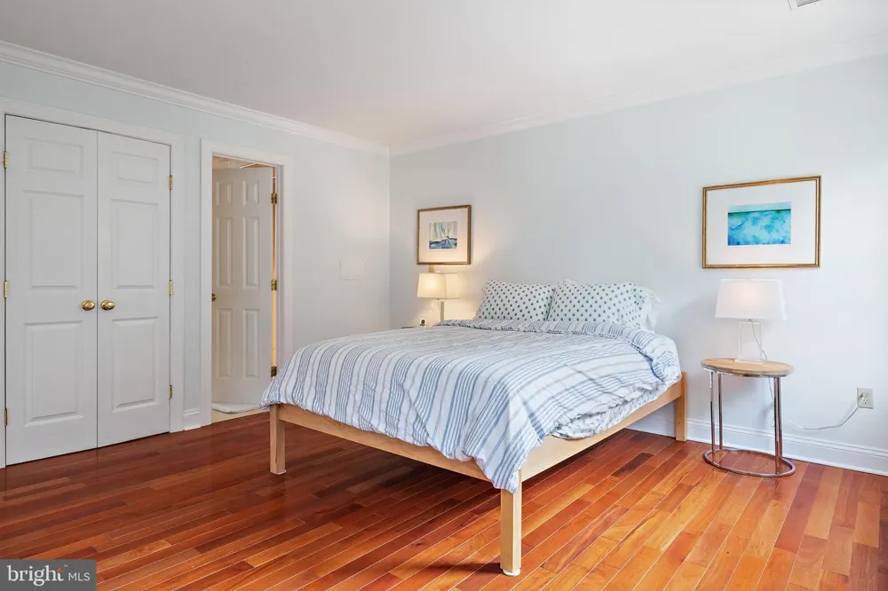 718 WHITEHALL BEACH ROAD Annapolis, MD 21409