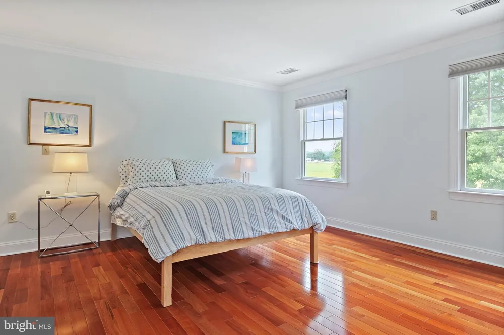 718 WHITEHALL BEACH ROAD Annapolis, MD 21409