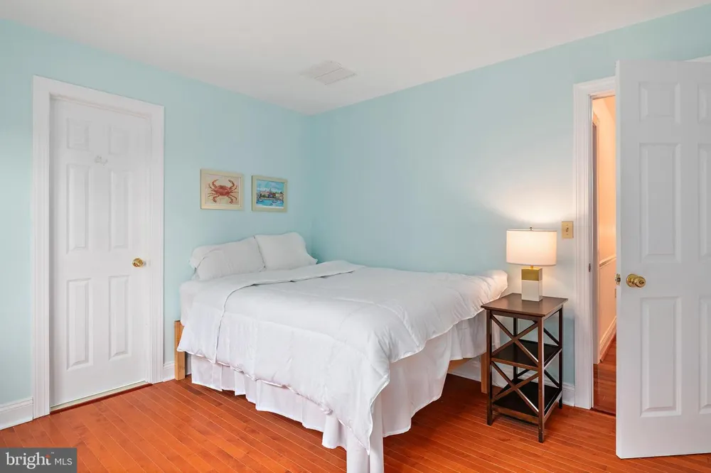 718 WHITEHALL BEACH ROAD Annapolis, MD 21409
