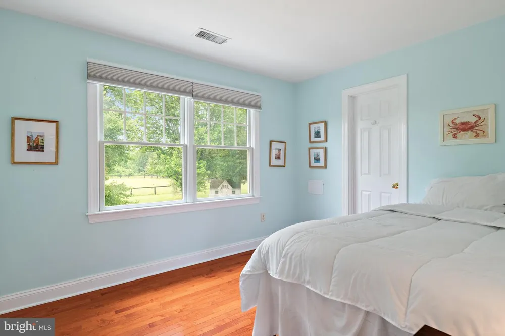 718 WHITEHALL BEACH ROAD Annapolis, MD 21409