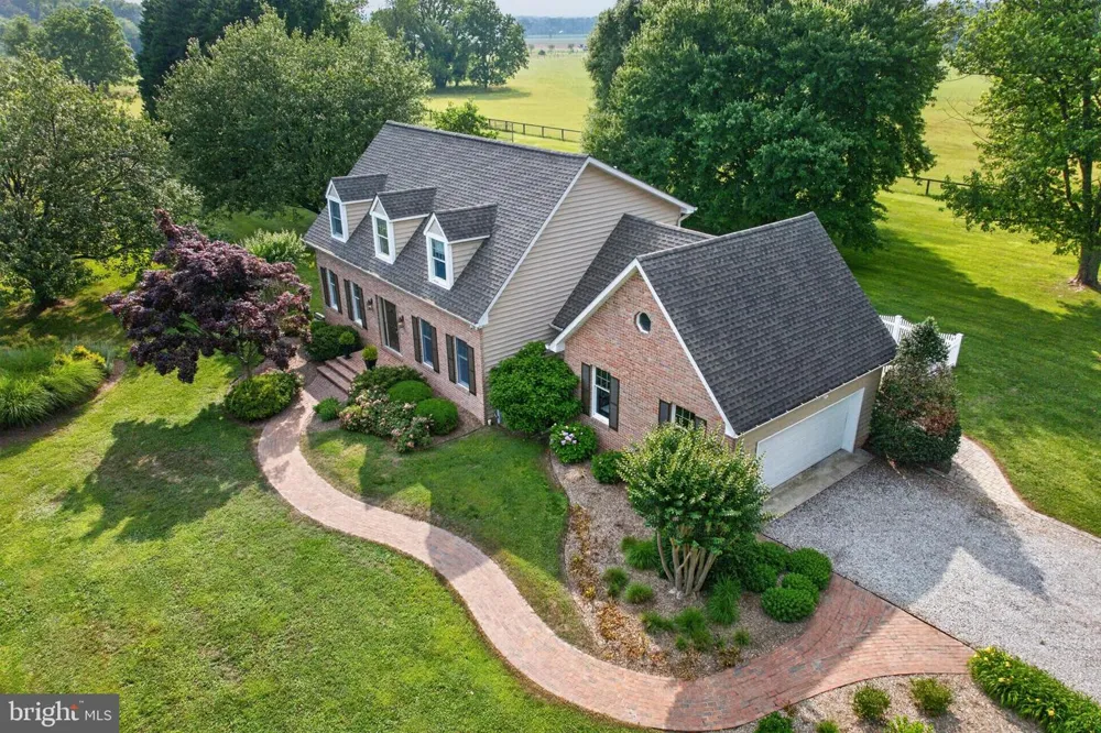 718 WHITEHALL BEACH ROAD Annapolis, MD 21409