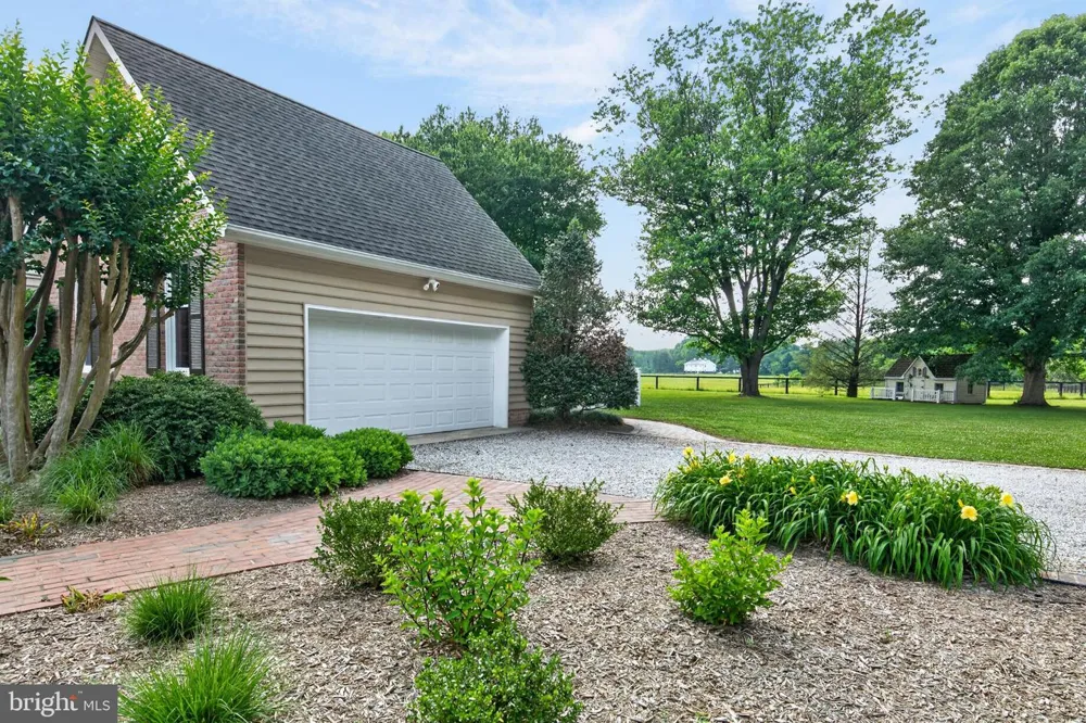 718 WHITEHALL BEACH ROAD Annapolis, MD 21409
