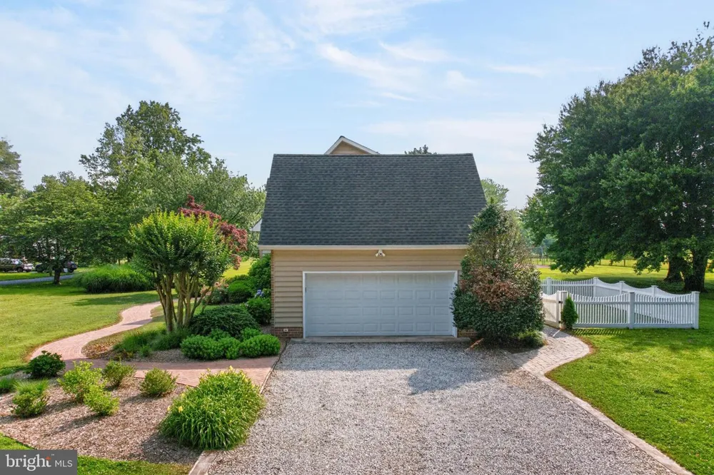 718 WHITEHALL BEACH ROAD Annapolis, MD 21409