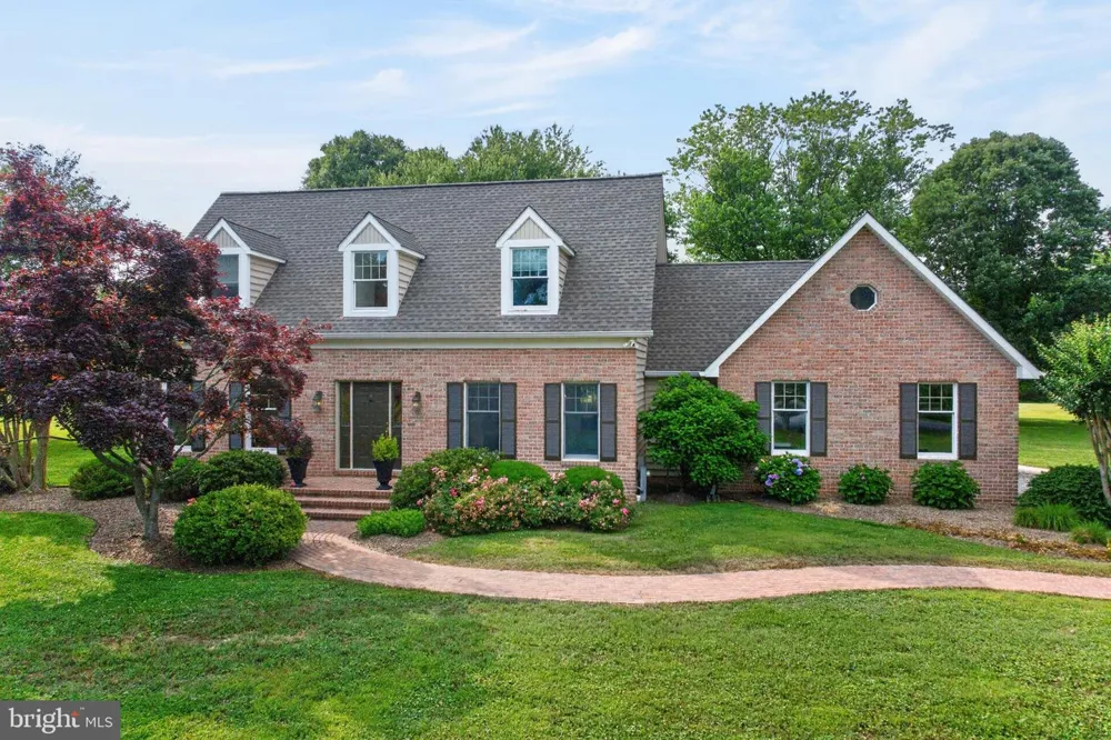 718 WHITEHALL BEACH ROAD Annapolis, MD 21409