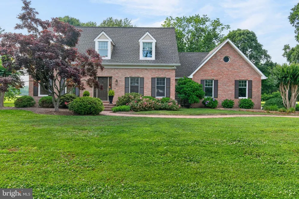718 WHITEHALL BEACH ROAD Annapolis, MD 21409