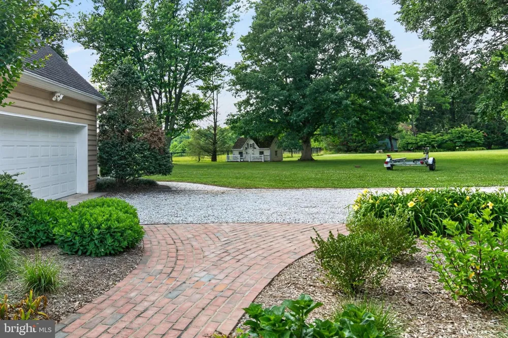 718 WHITEHALL BEACH ROAD Annapolis, MD 21409