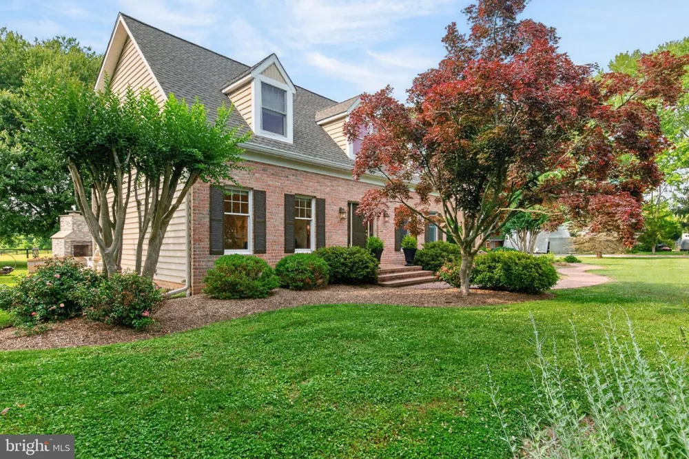 718 WHITEHALL BEACH ROAD Annapolis, MD 21409