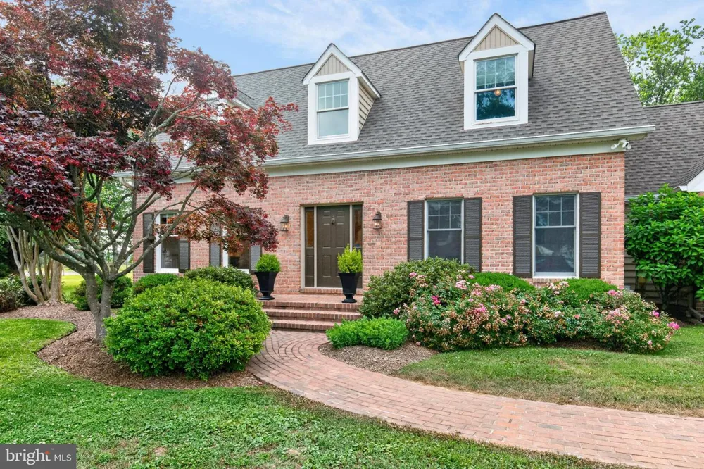 718 WHITEHALL BEACH ROAD Annapolis, MD 21409