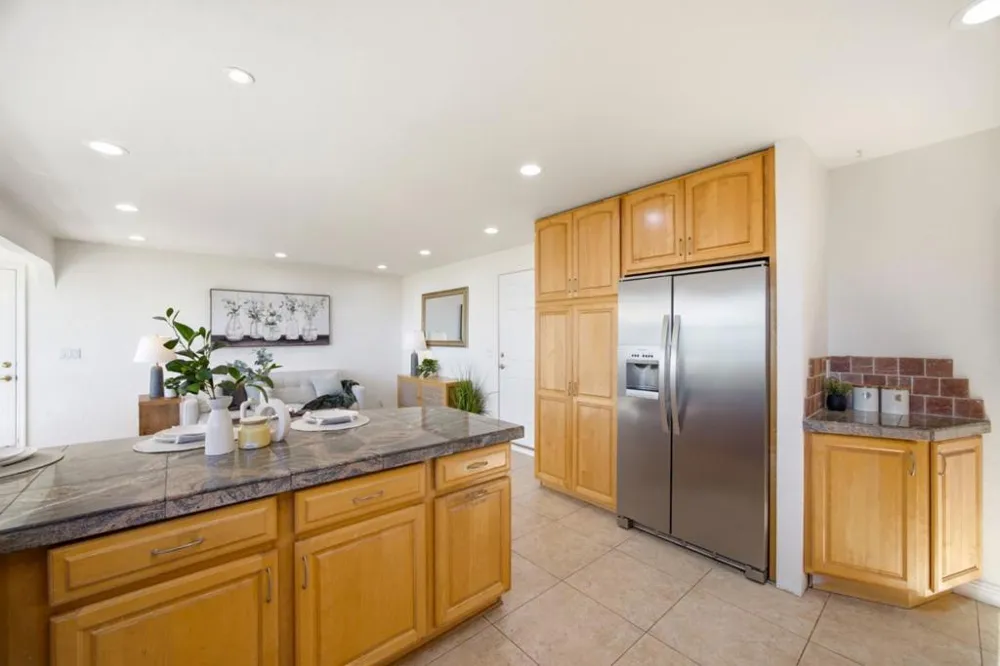 28009 Nob Hill Court Hayward, CA 94542