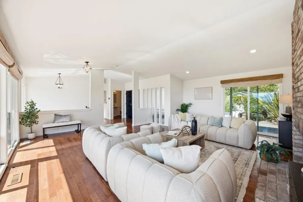 28009 Nob Hill Court Hayward, CA 94542