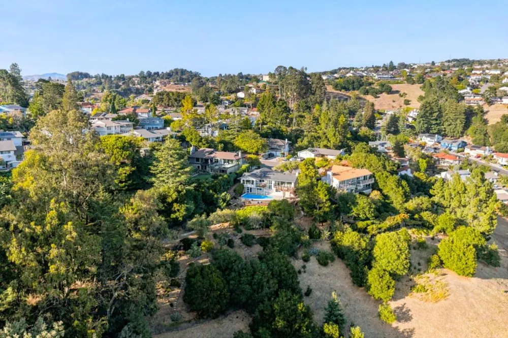 28009 Nob Hill Court Hayward, CA 94542