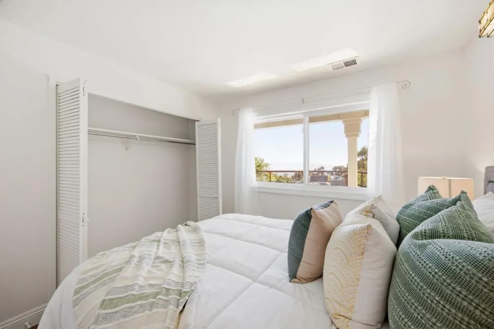28009 Nob Hill Court Hayward, CA 94542
