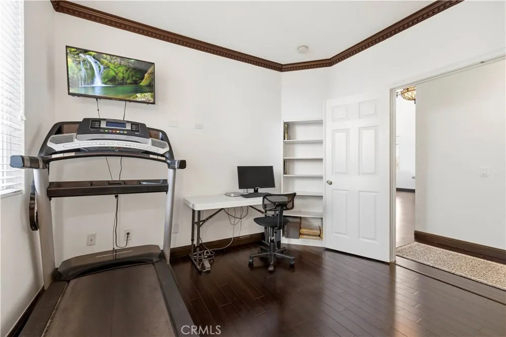 30479 Mallorca Pl Castaic, CA 91384