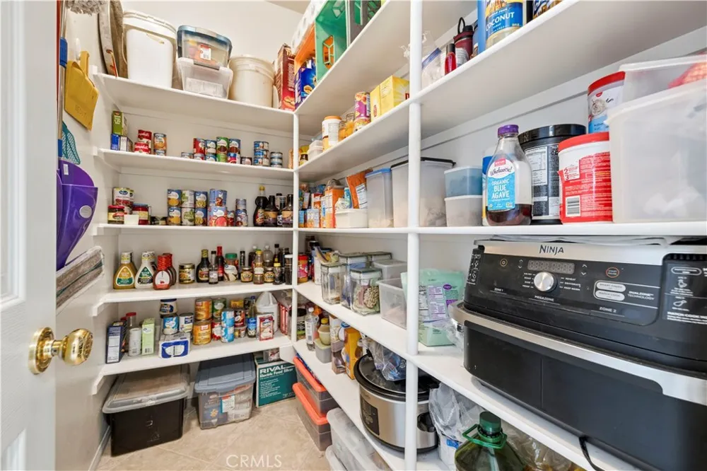 30479 Mallorca Pl Castaic, CA 91384