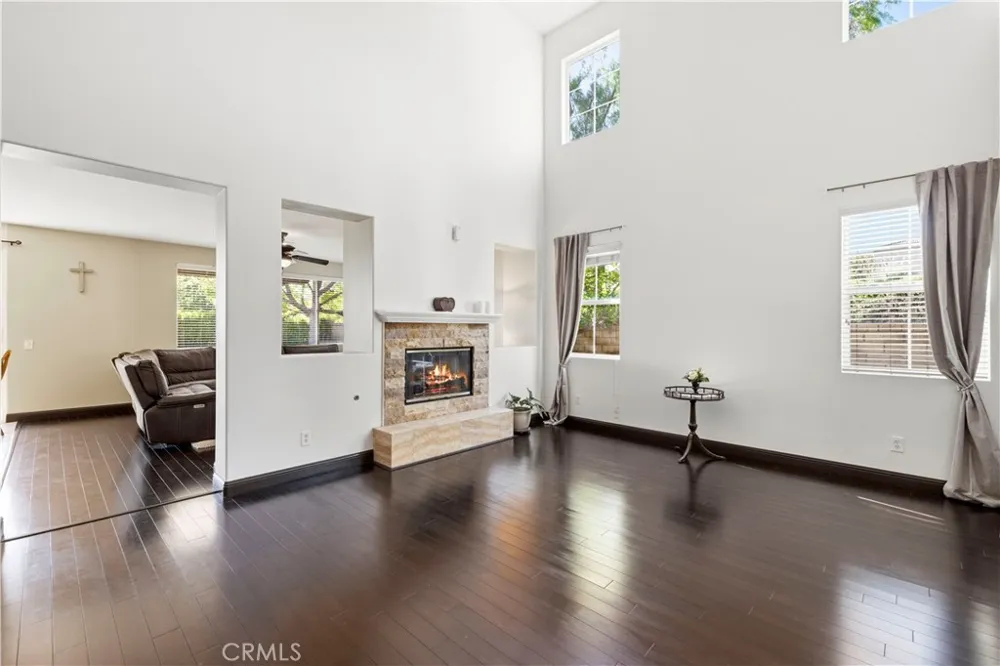 30479 Mallorca Pl Castaic, CA 91384
