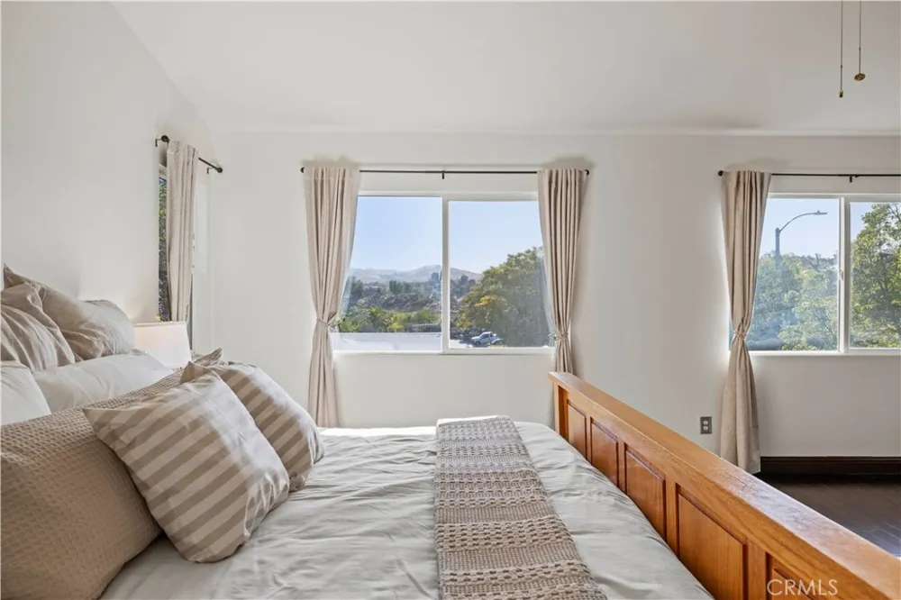 30479 Mallorca Pl Castaic, CA 91384