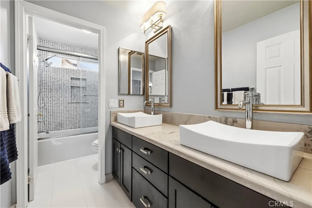 30479 Mallorca Pl Castaic, CA 91384