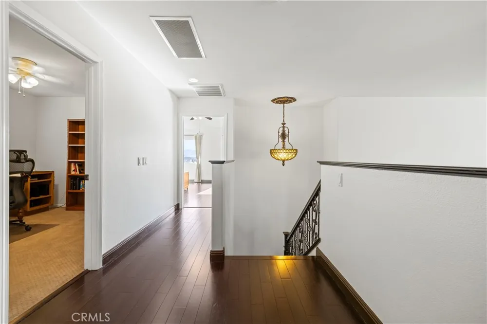 30479 Mallorca Pl Castaic, CA 91384
