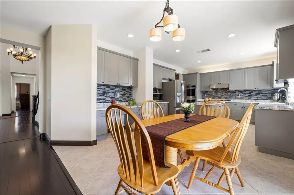 30479 Mallorca Pl Castaic, CA 91384