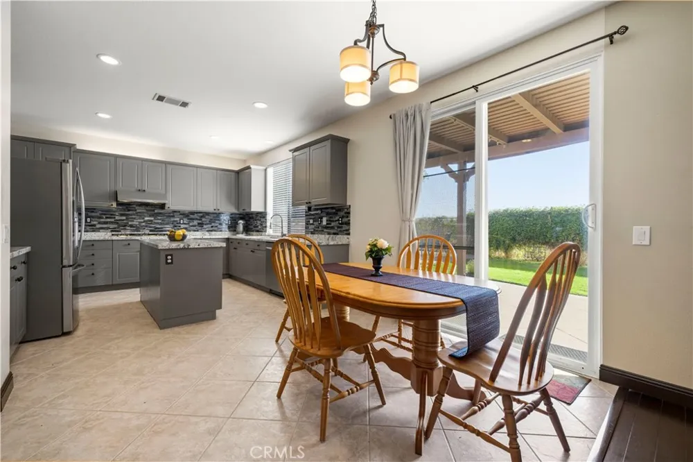 30479 Mallorca Pl Castaic, CA 91384