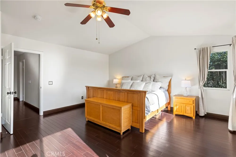 30479 Mallorca Pl Castaic, CA 91384