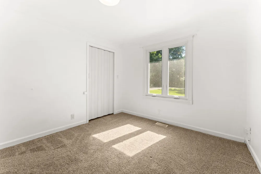 22475 Nancy Avenue Southfield, MI 48033