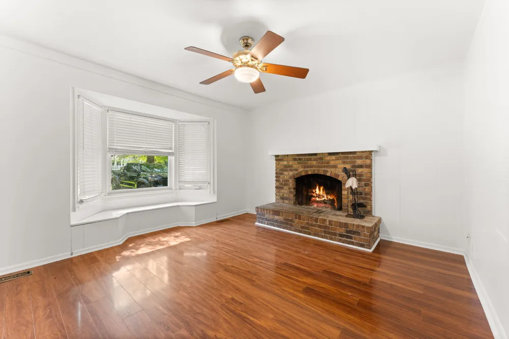 22475 Nancy Avenue Southfield, MI 48033