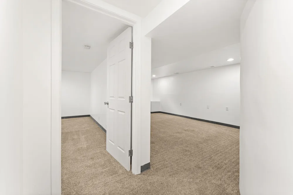 22475 Nancy Avenue Southfield, MI 48033