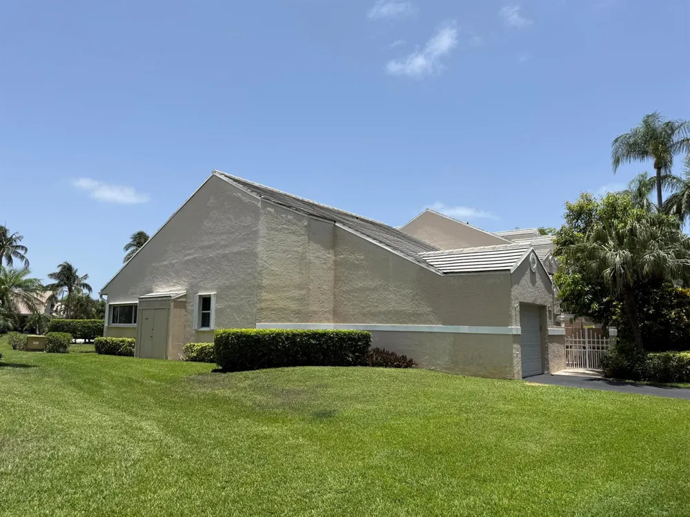 225 Lakeshore Drive Hypoluxo, FL 33462
