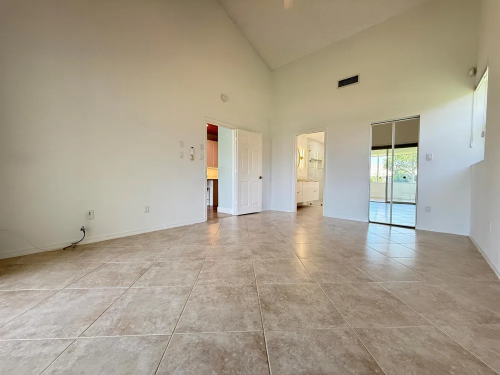225 Lakeshore Drive Hypoluxo, FL 33462
