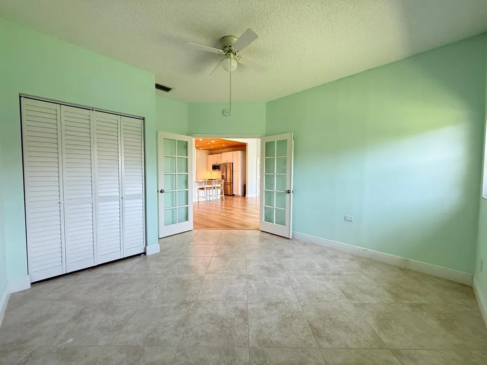 225 Lakeshore Drive Hypoluxo, FL 33462