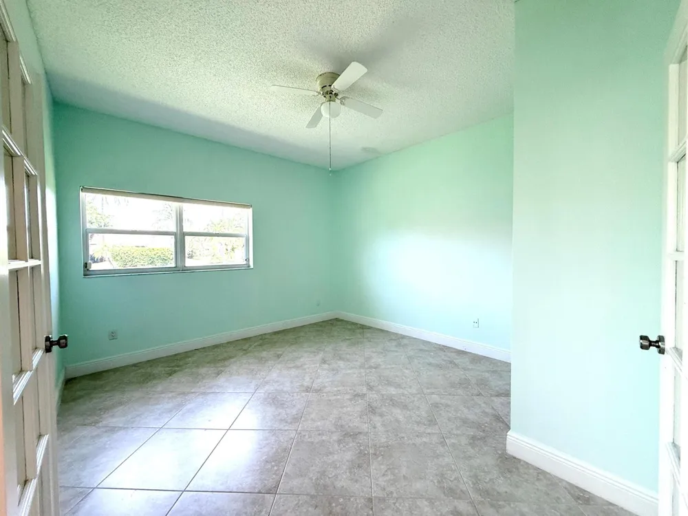 225 Lakeshore Drive Hypoluxo, FL 33462
