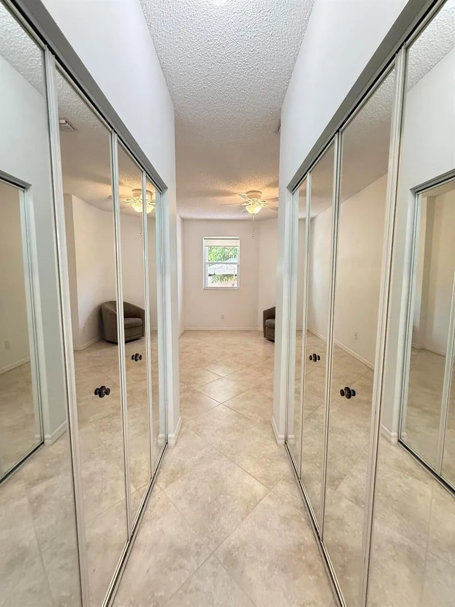 225 Lakeshore Drive Hypoluxo, FL 33462
