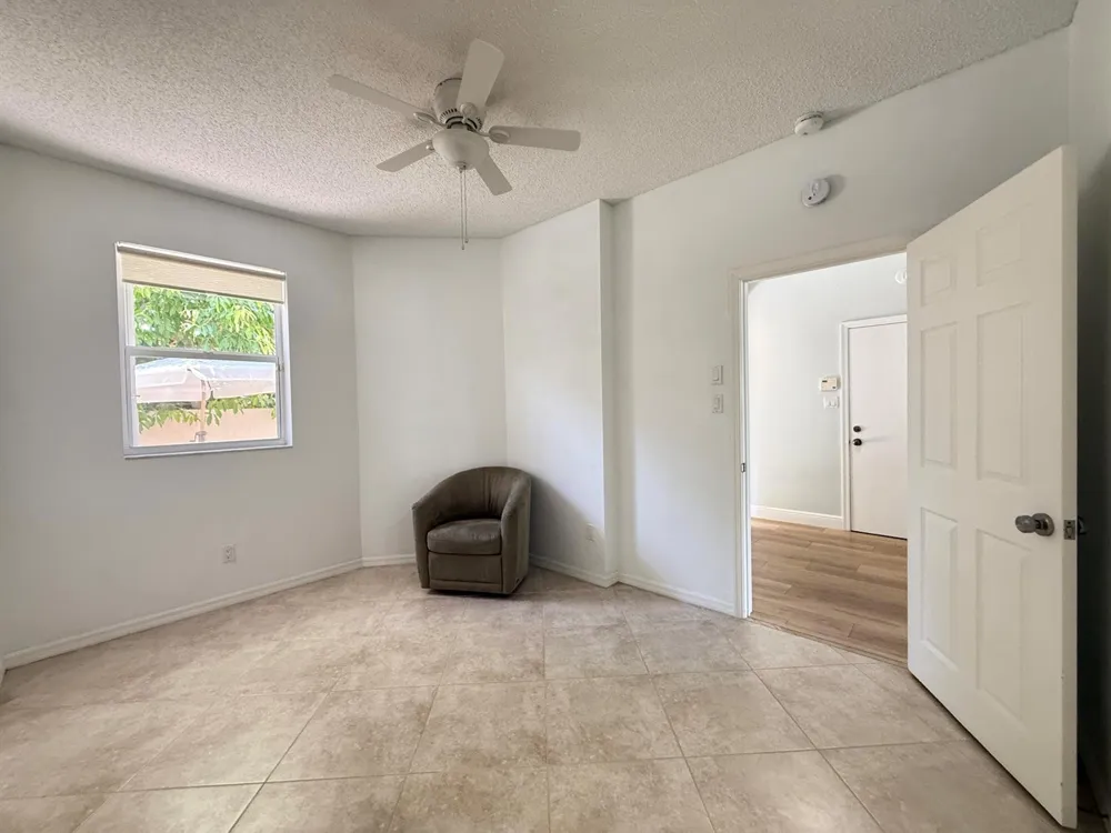 225 Lakeshore Drive Hypoluxo, FL 33462