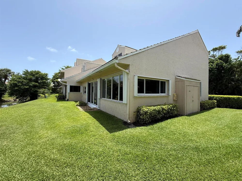 225 Lakeshore Drive Hypoluxo, FL 33462
