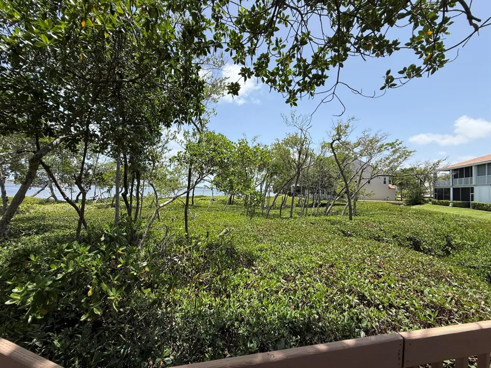 225 Lakeshore Drive Hypoluxo, FL 33462