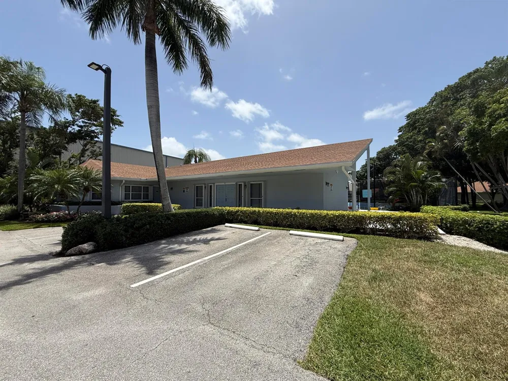 225 Lakeshore Drive Hypoluxo, FL 33462