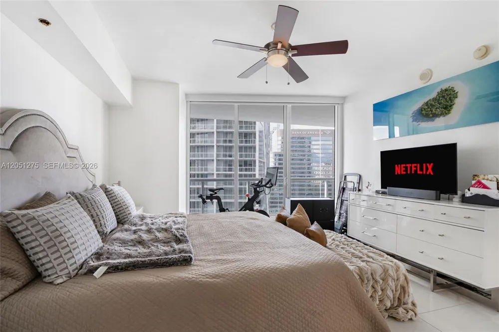 475 Brickell Ave #3111 Miami, FL 33131