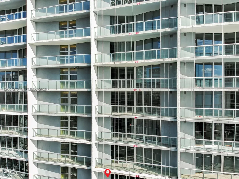 475 Brickell Ave #3111 Miami, FL 33131