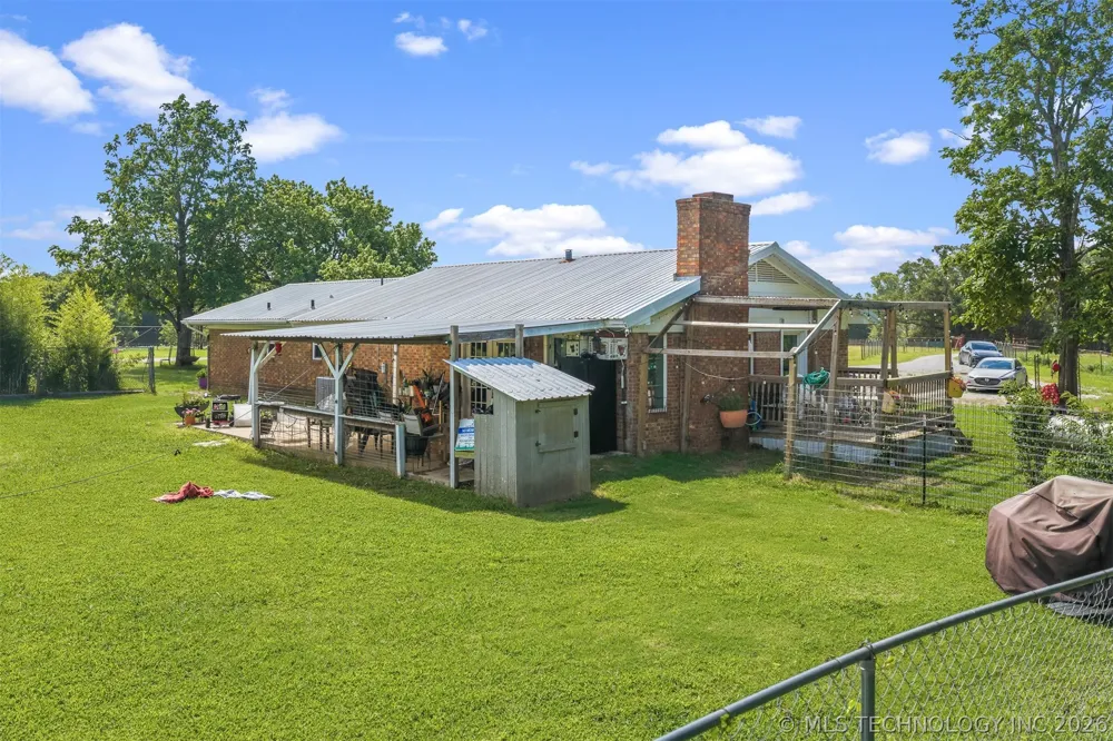 5680 Ark Cemetery Marietta, OK 73448