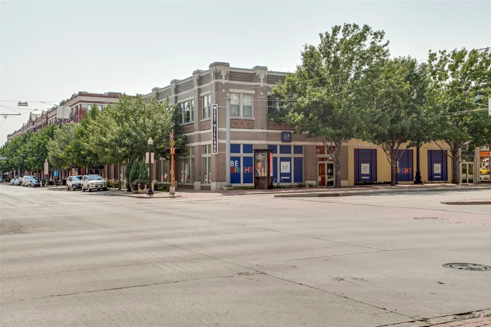 3907 Cole Avenue #3 Dallas, TX 75204