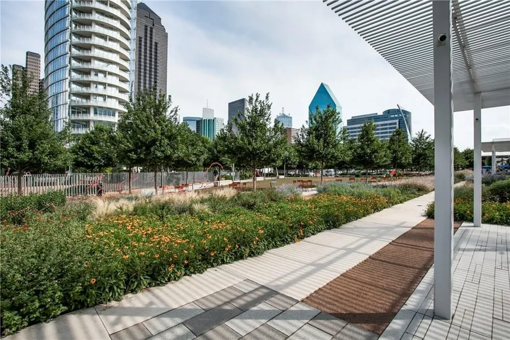 3907 Cole Avenue #3 Dallas, TX 75204
