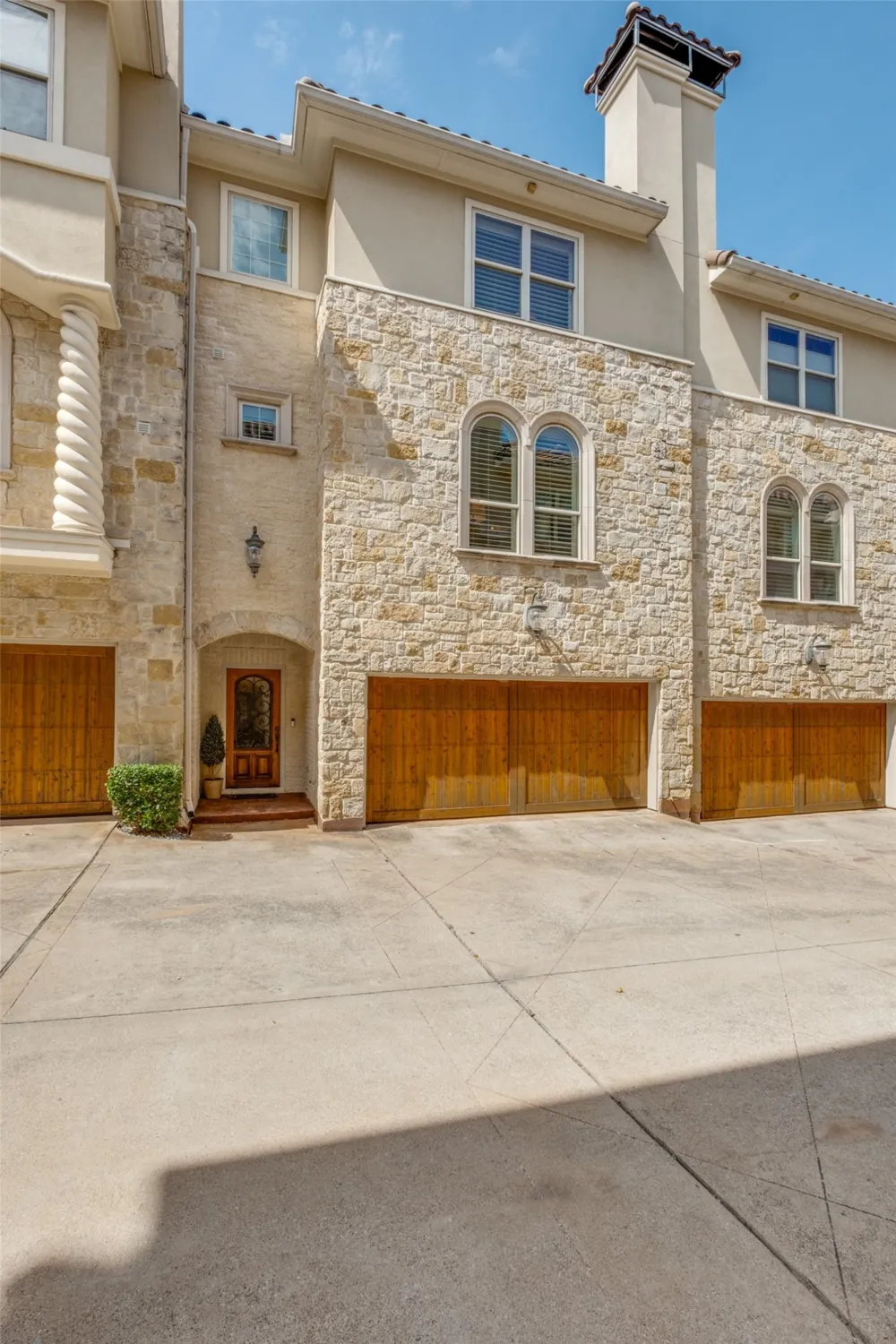 3907 Cole Avenue #3 Dallas, TX 75204