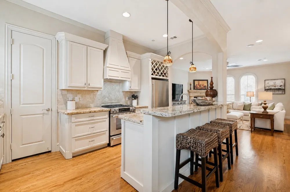 3907 Cole Avenue #3 Dallas, TX 75204